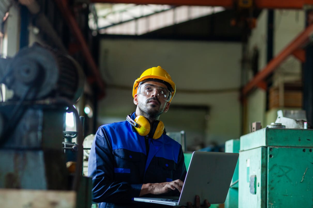 Manufacturing maintenance software